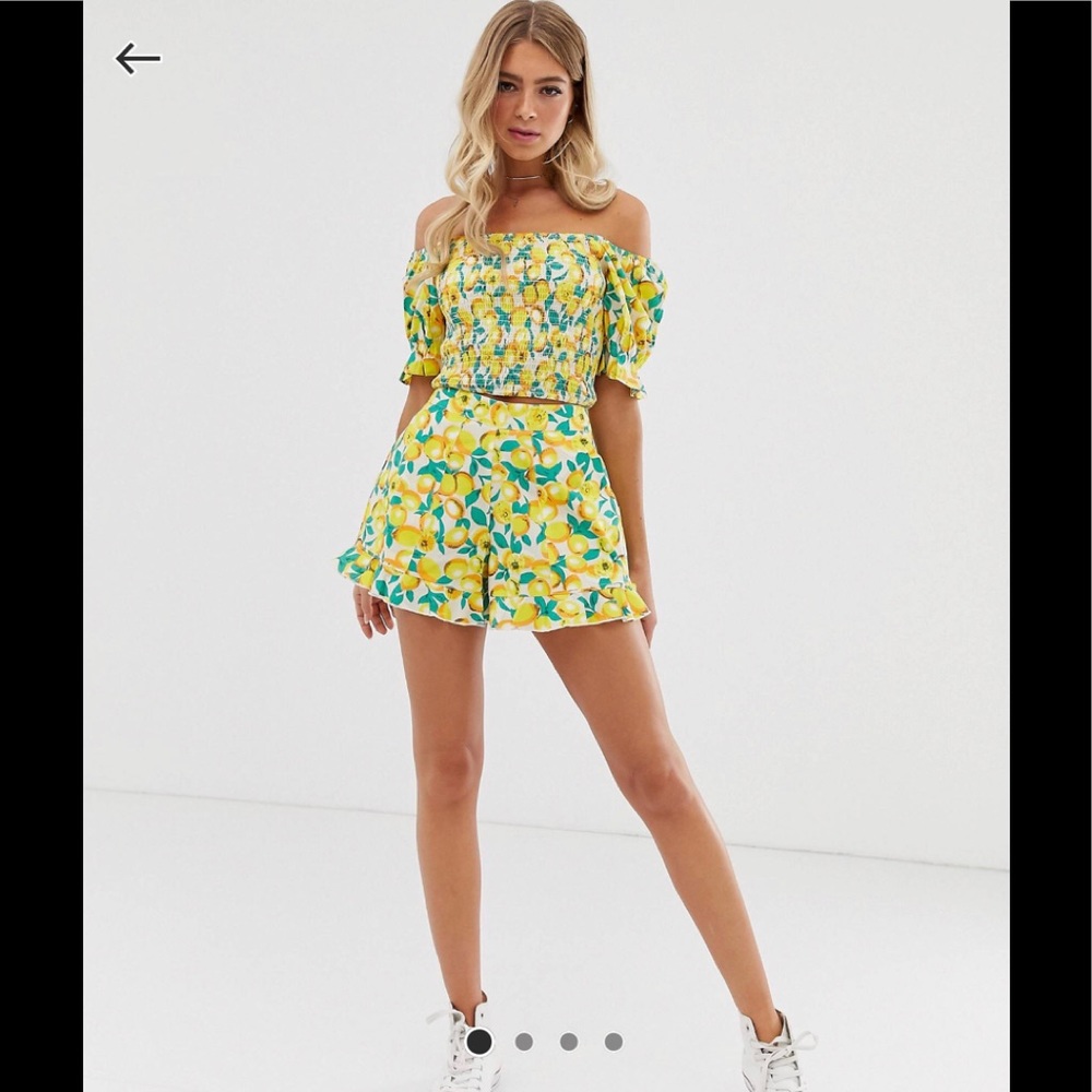 Two piece set